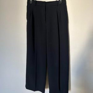 Aritzia Effortless Pants, cropped size 4